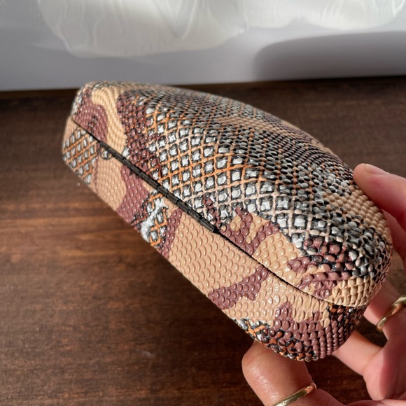 💵3/$20 Snake Print Sunglasses Case Unbranded High Quality - Picture 2 of 5